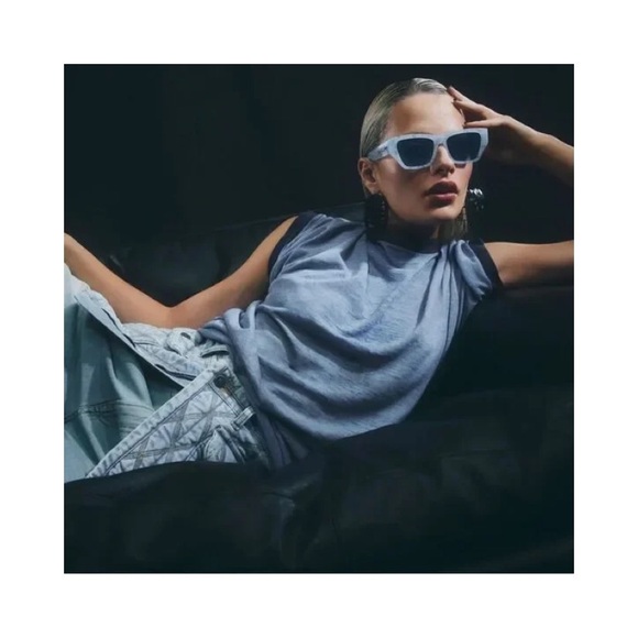 QUAY No Apologies Arctic Tortoise Square Sunglasses — Blue Tortoise Shell - Picture 14 of 17